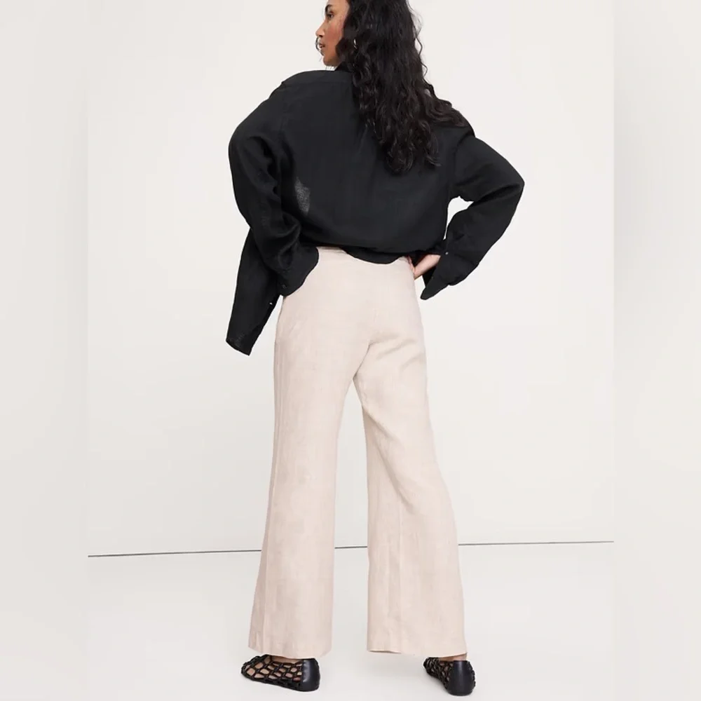 NWT! Banana Republic Mid-Rise Kick-Flare Linen Ankle Pant - Multiple #875194🩷